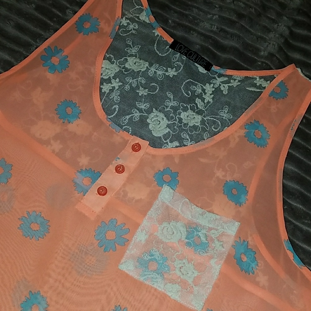 Blouse - Picture 2 of 3